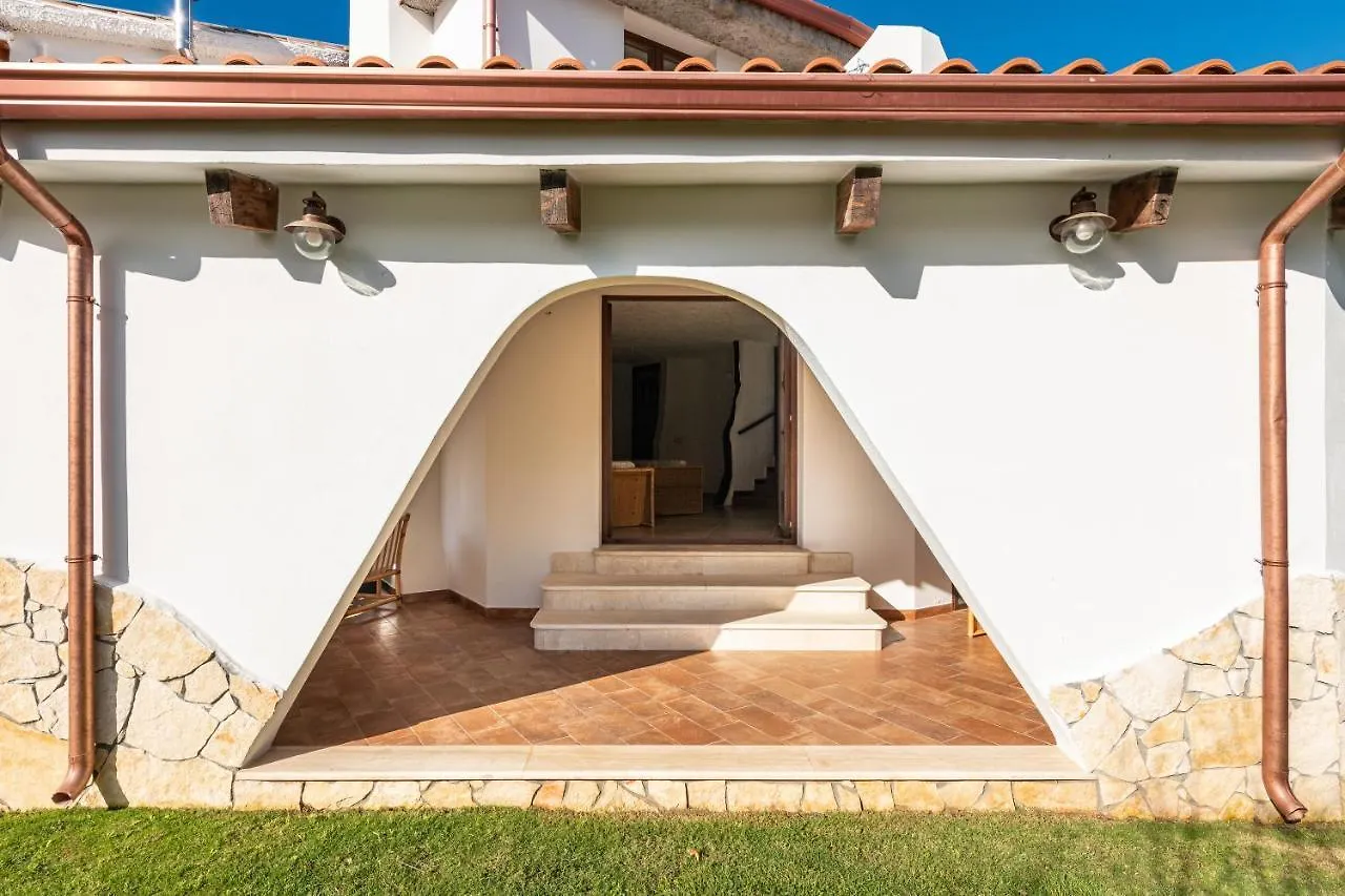 Villa Eleonora Residence App To 2 Capoterra Italy